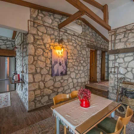 Villa Villakalabantia Faralya